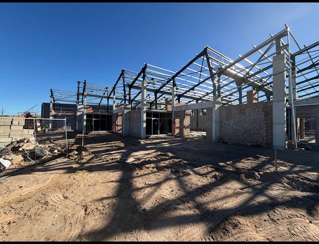 200M² WAREHOUSE TO LET IN FIRGROVE